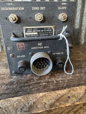 WWII U.S. Army Signal Corps Servo Amplifier AM-25/APG-5 – Galvin Manufacturing (Motorola) Radar Component