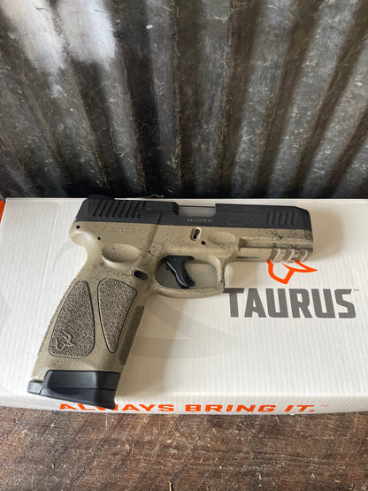 Taurus G3 Full-Size Semi-Automatic Pistol – 9mm – Original Box – 2 Magazines