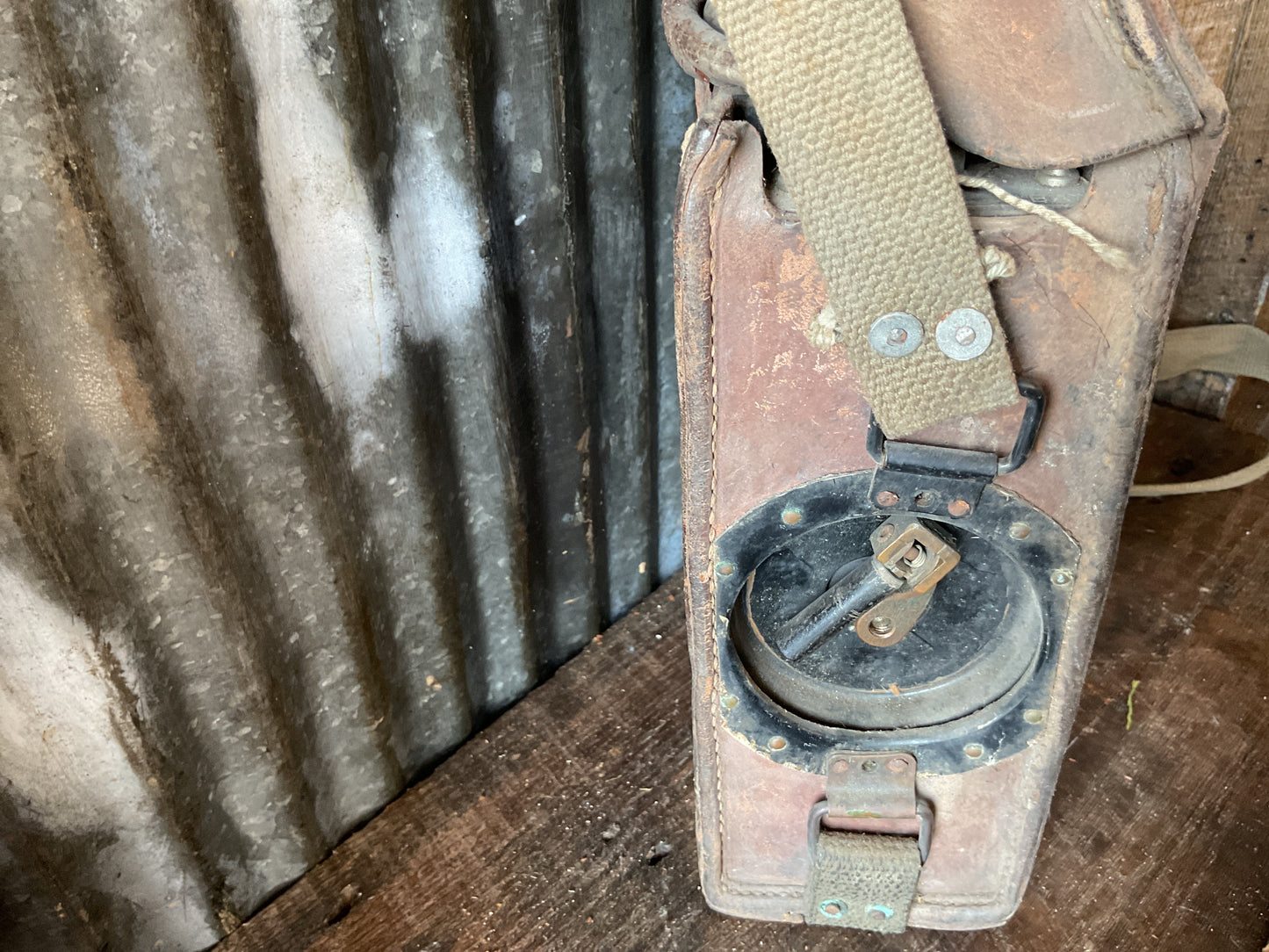 WWII US ARMY EE-8-A Field Telephone