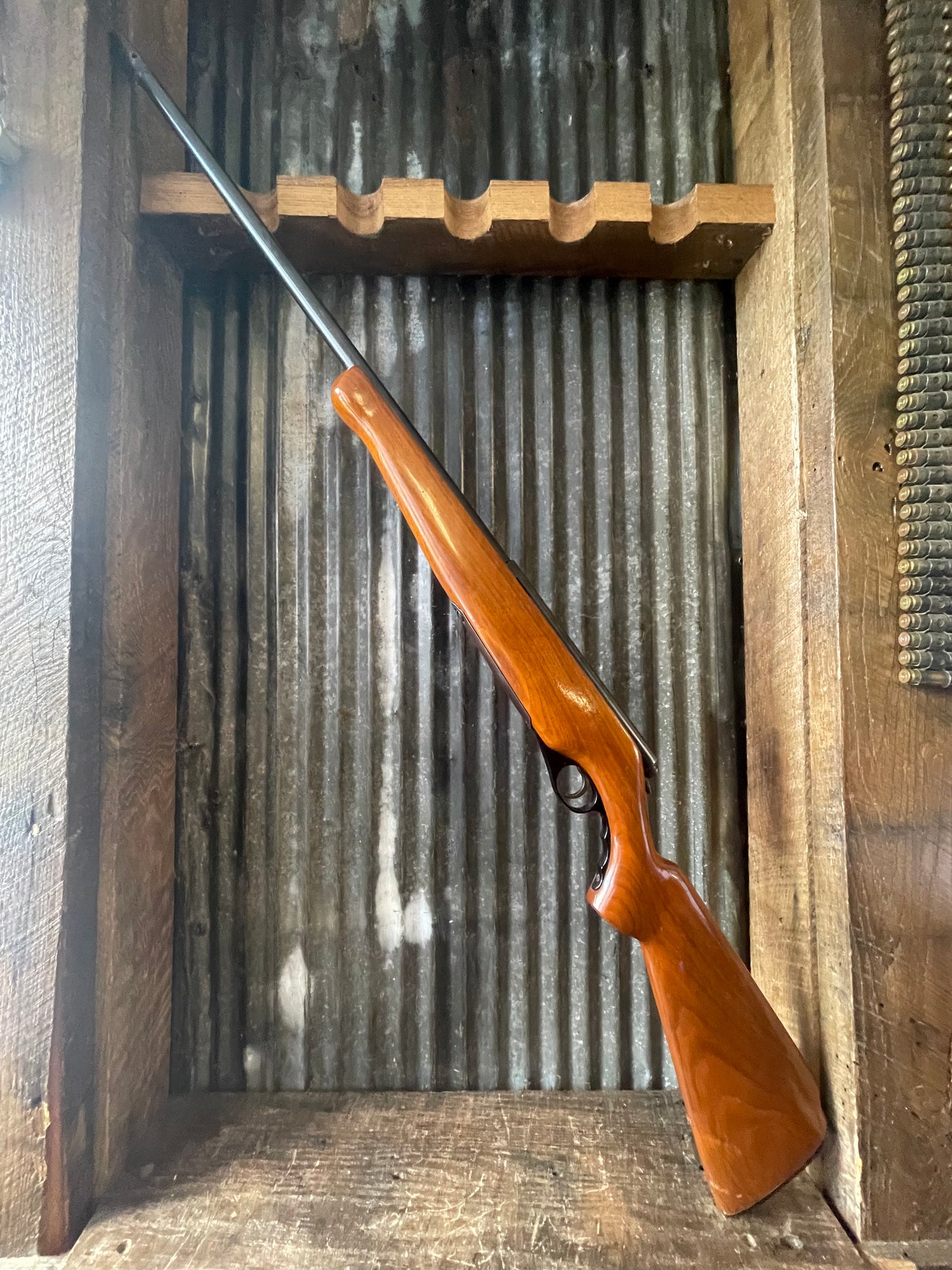 Mossberg 183D-A .410 Bolt Action Shotgun