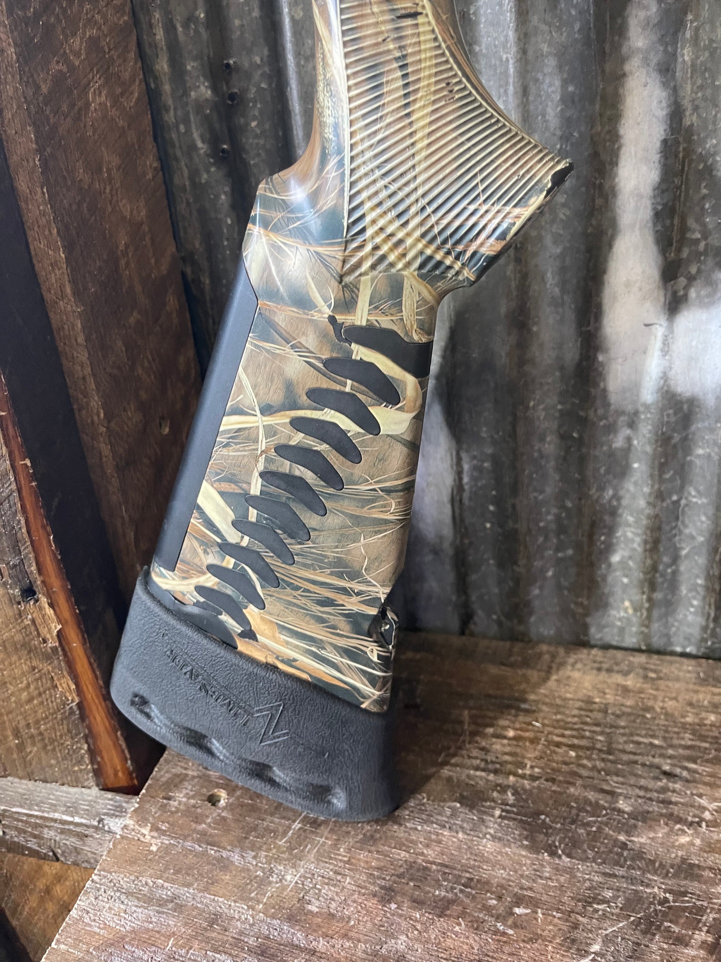 Benelli Vinci 12 Gauge 28” Camo Semi-Automatic Shotgun