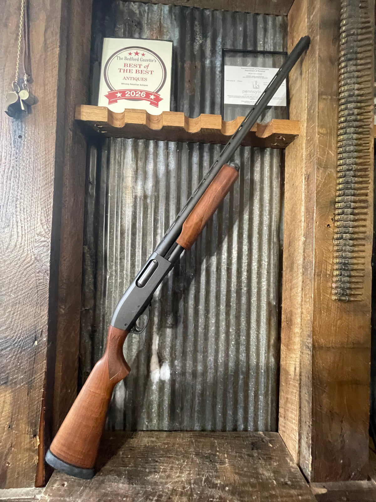 Remington 870 Express Magnum 12 Gauge – Vent Rib – Wood Furniture