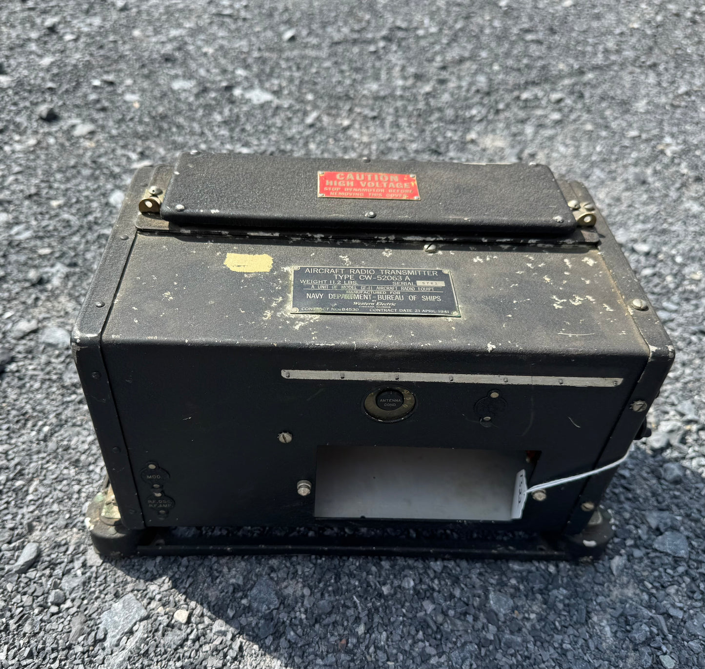 WWII U.S. Navy GF-11 Aircraft Radio Transmitter CW-52063-A – Western Electric 1941