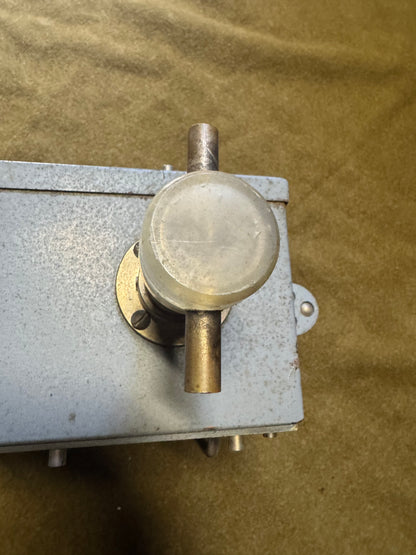 U.S. Signal Corps TS-189/U Radar Test Set / Pulse Generator
