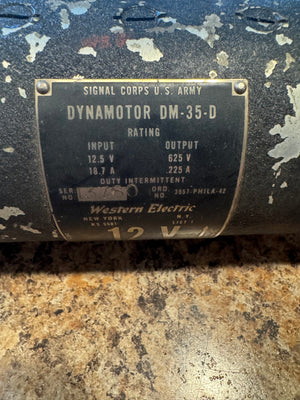 WWII SIGNAL CORPS DYNAMOTOR DM-35-D