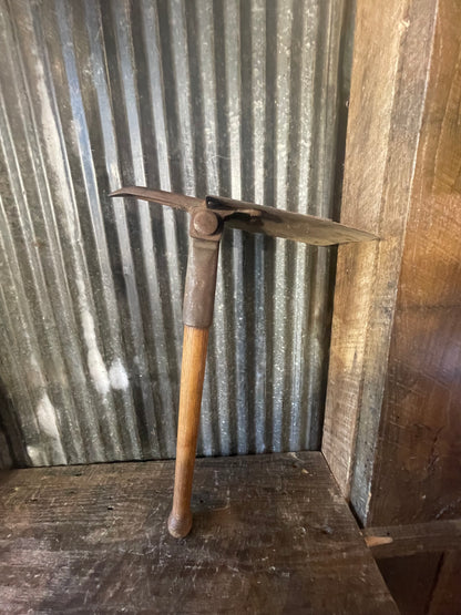 West German Bundeswehr Entrenching Tool & Carrier – Folding Pick/Shovel Combination