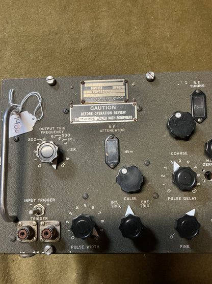 U.S. Navy TS-155B/UP Signal/Test Generator
