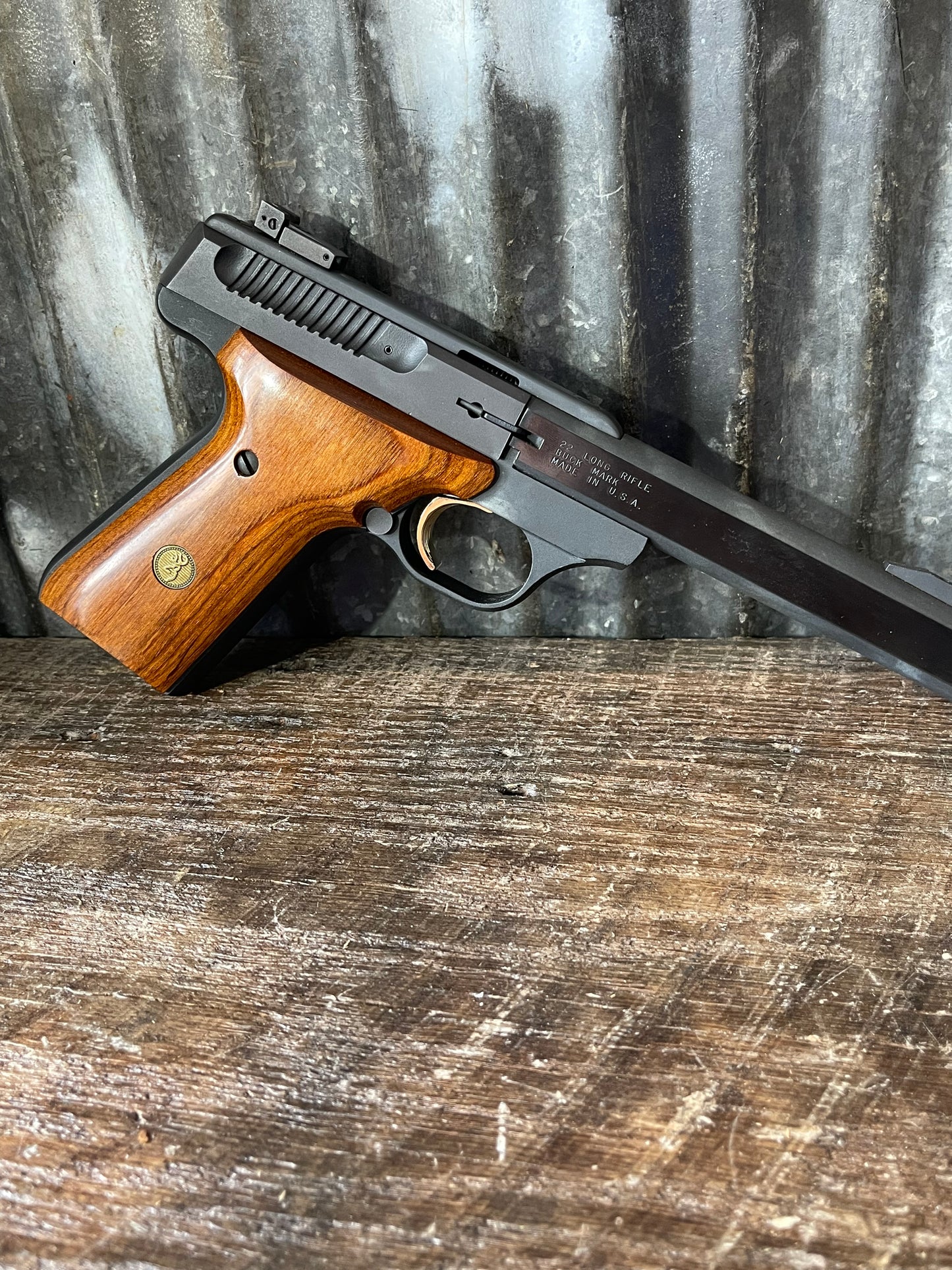 Browning Buck Mark .22 LR Pistol – 1986 Production – Excellent Condition w/ Manual