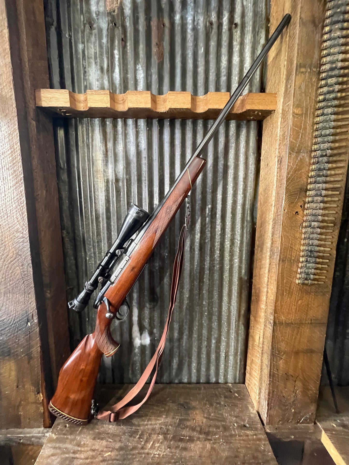Weatherby Mark V Deluxe – .378 Weatherby Magnum – Leupold Scope – Dangerous Game Rifle