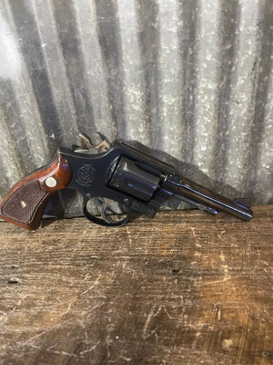 Smith & Wesson Model 10-5 .38 Special 4” Revolver – Excellent Condition