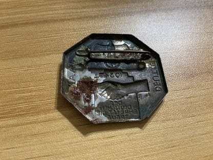 1934 German Referendum Commemorative Tinnie Badge