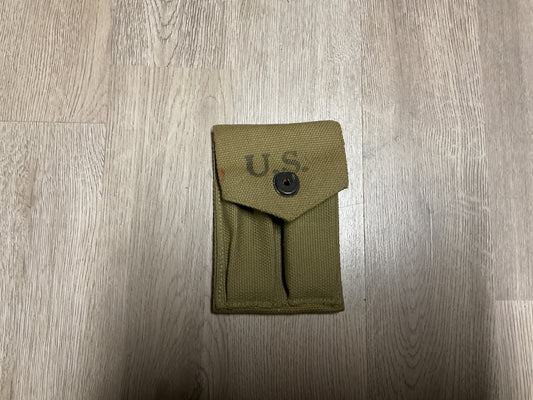 1942 Dated WWII 1911 Magazine Pouch w/ 1 original 1911 Magazine