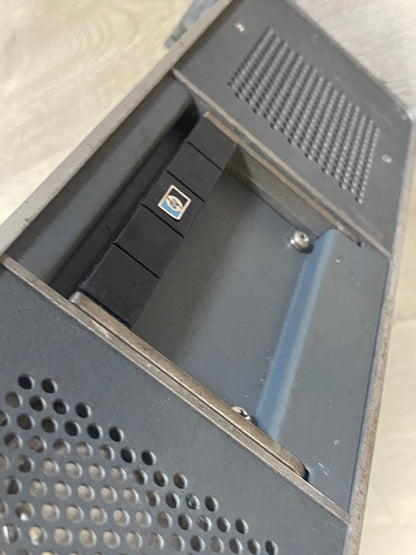 Hewlett Packard 8616A Signal Generator (1.8–4.5 GHz) – Vintage RF / Radar Test Equipment