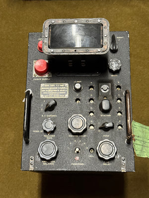 WWII U.S. Army Signal Corps Receiver-Indicator R-65/APN-9 – RCA – 1944