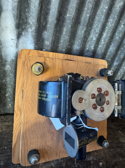 Vintage Raytheon JAN-CRP-2J51 Tunable Radar Magnetron with Mounting Board