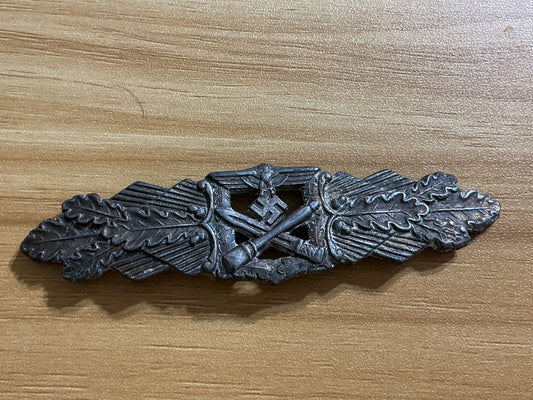 WWII German Army General Assault Badge-C.E. Juncker Berlin Marked