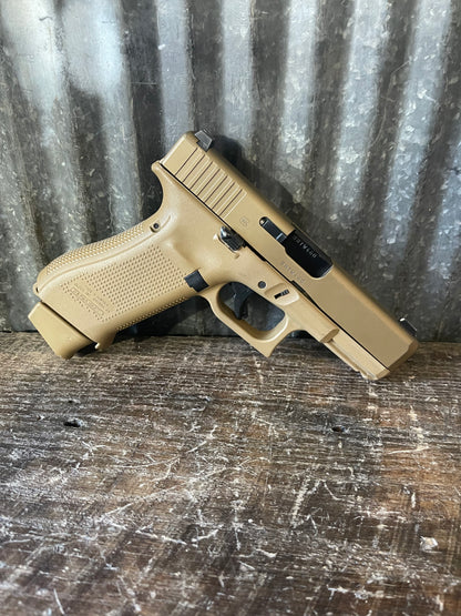 Glock 19X 9mm – Coyote Tan – Box, Backstraps & 3 Magazines