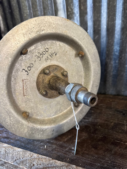 WWII / Early Cold War U.S. Aircraft Antenna AT-49/APR-4 – 300–3300 MHz
