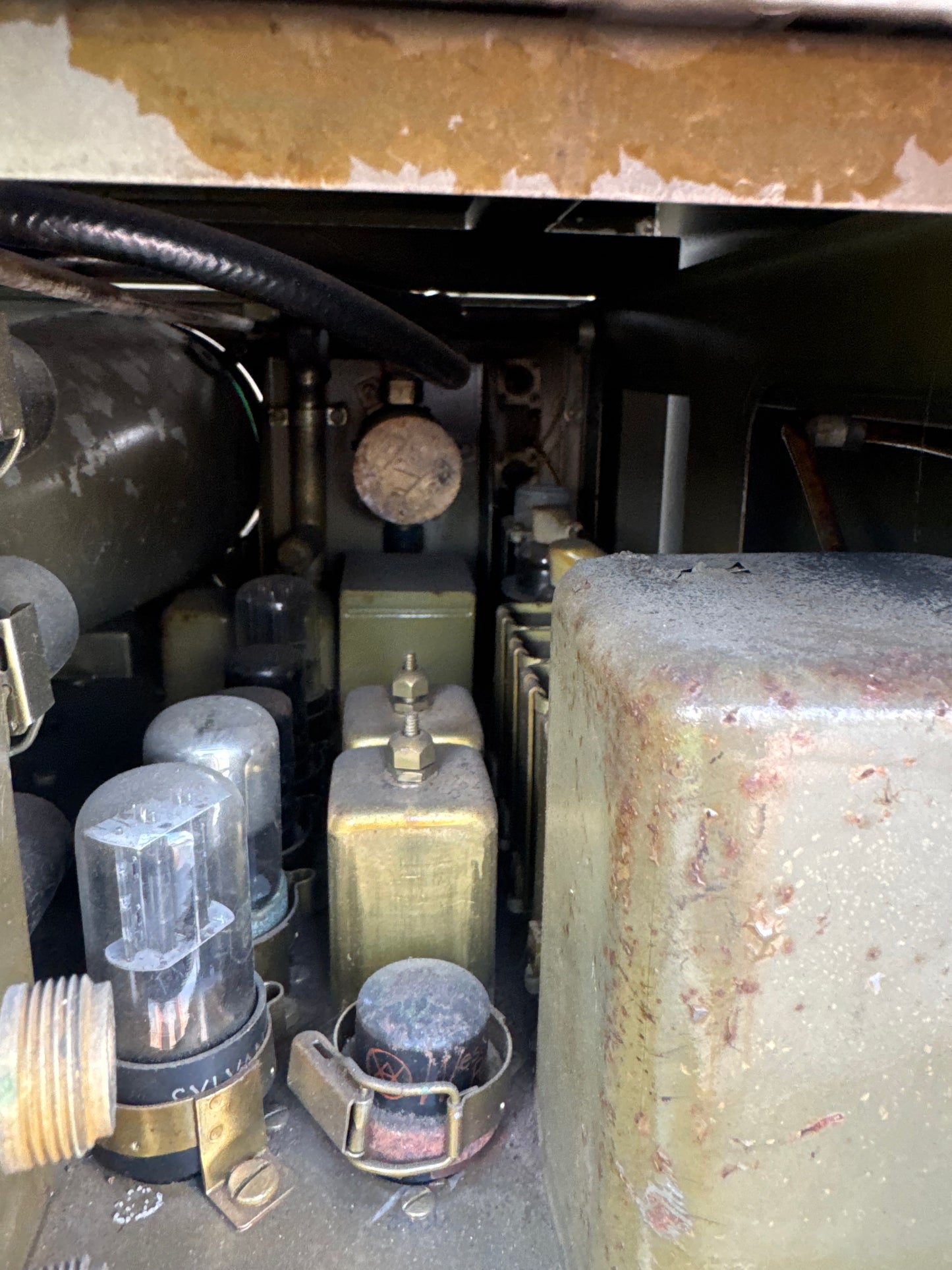 WWII U.S. Army Signal Corps radar/radio equipment cabinet