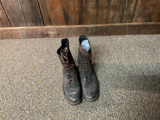 1953 USMC “Boon Dockers” “Endicott-Johnson Marine Field Boots Roughouts