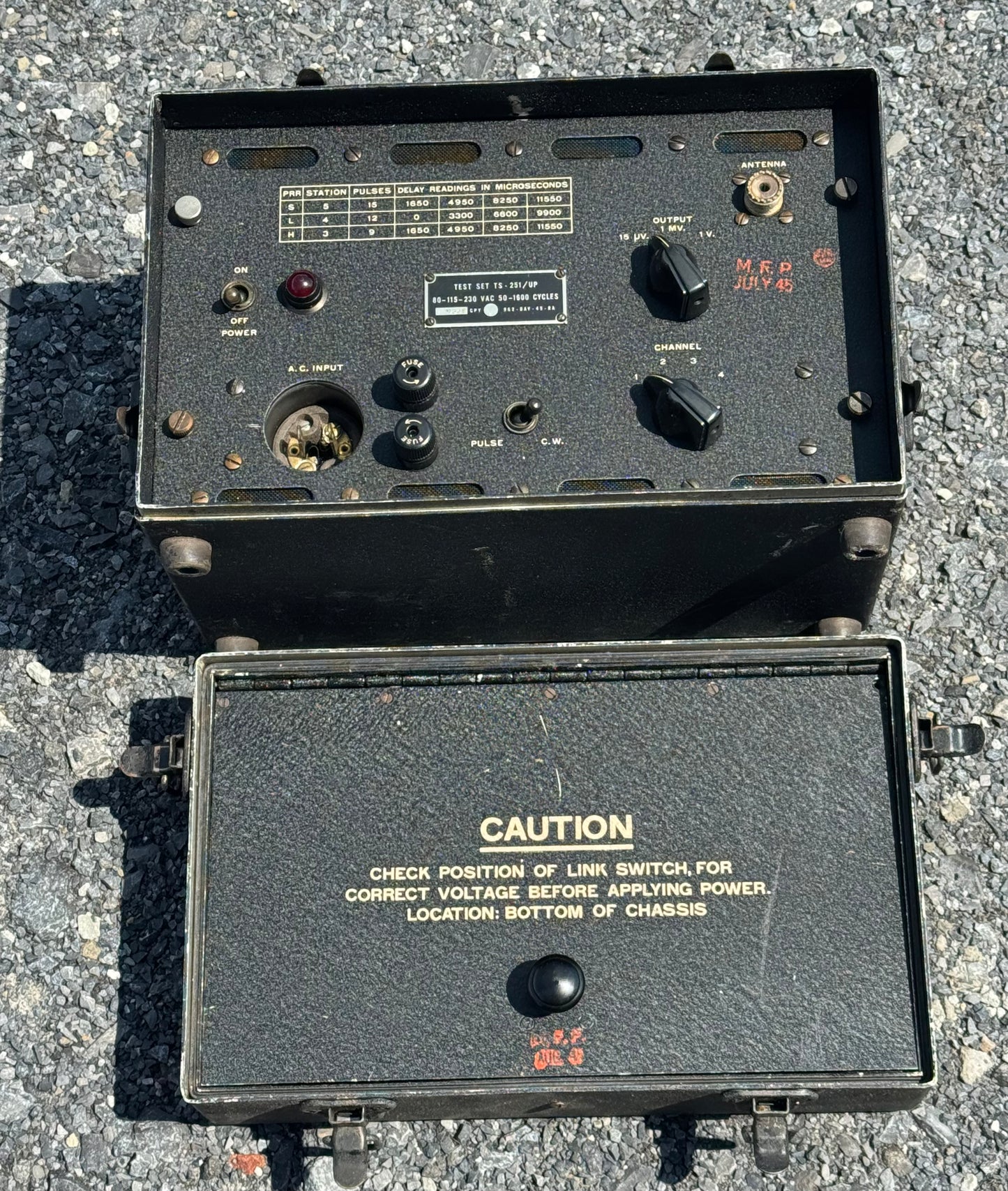 WWII U.S. Navy TS-251/UP Radar Test Set with Original Transit Case – July 1945