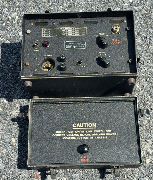 WWII U.S. Navy TS-251/UP Radar Test Set with Original Transit Case – July 1945