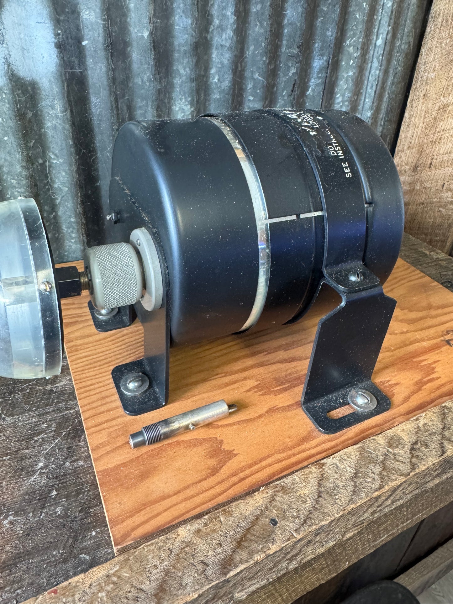 WWII-Era U.S. Military Radar Resonance Chamber Type CYT-14AAL – OAJ – NXS 3932