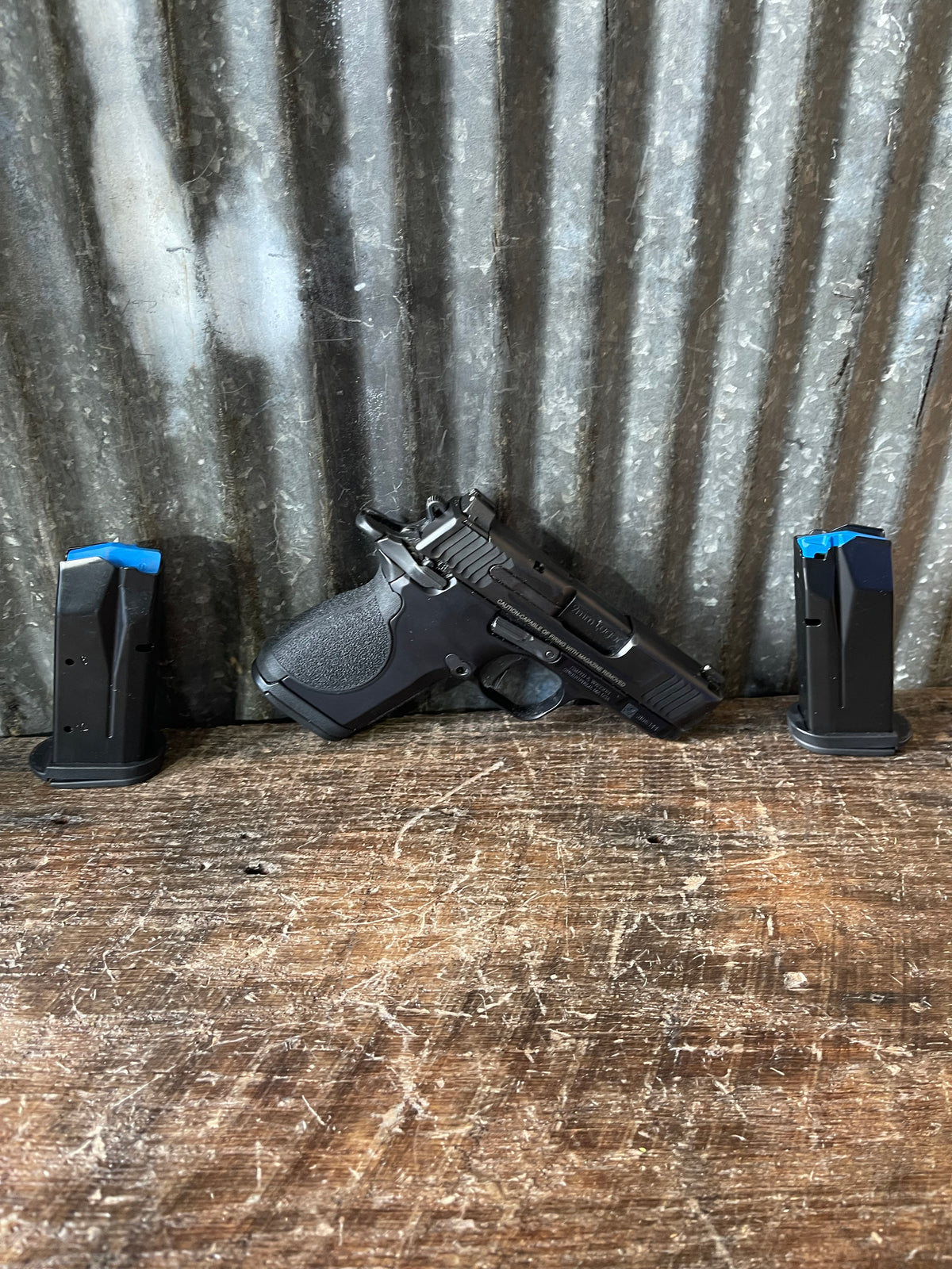 Smith & Wesson CSX 9mm – Excellent Used Condition – 3 Magazines + Holster