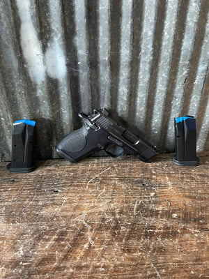 Smith & Wesson CSX 9mm – Excellent Used Condition – 3 Magazines + Holster