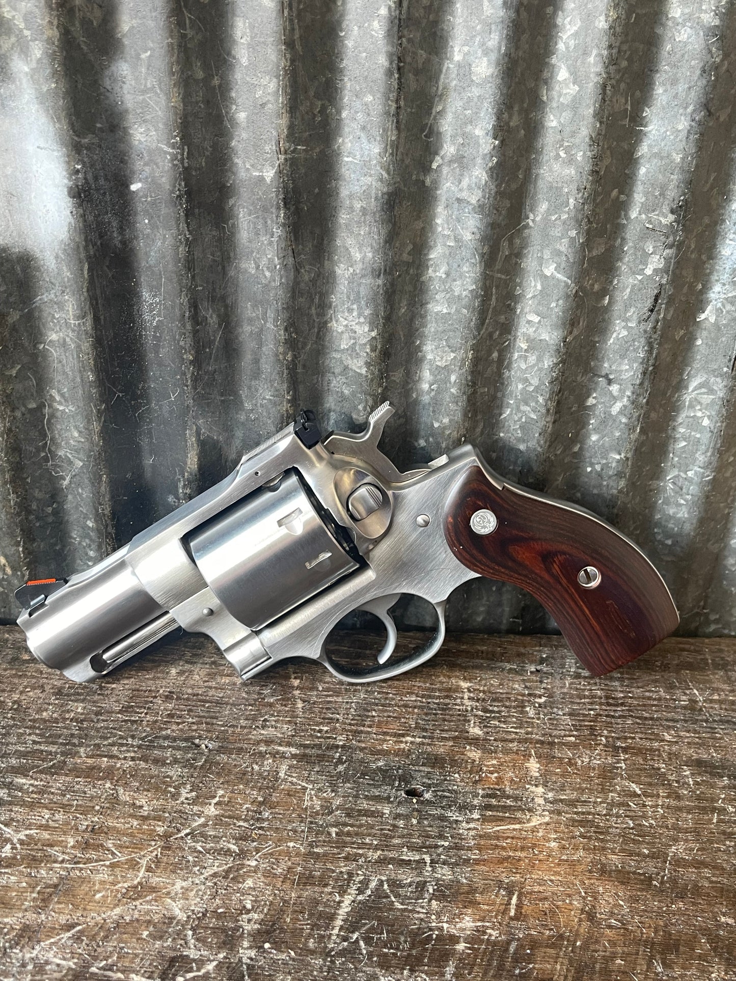 Ruger Redhawk .357 Magnum 8-Shot Stainless Revolver – 2.75-Inch Barrel – Box and Papers