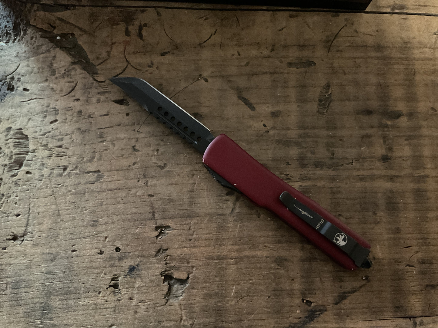 Microtech UTX-70 Hellhound Signatures Series OTF Automatic Knife-Merlot Handle/DLC Hellhound Blade w/ Box