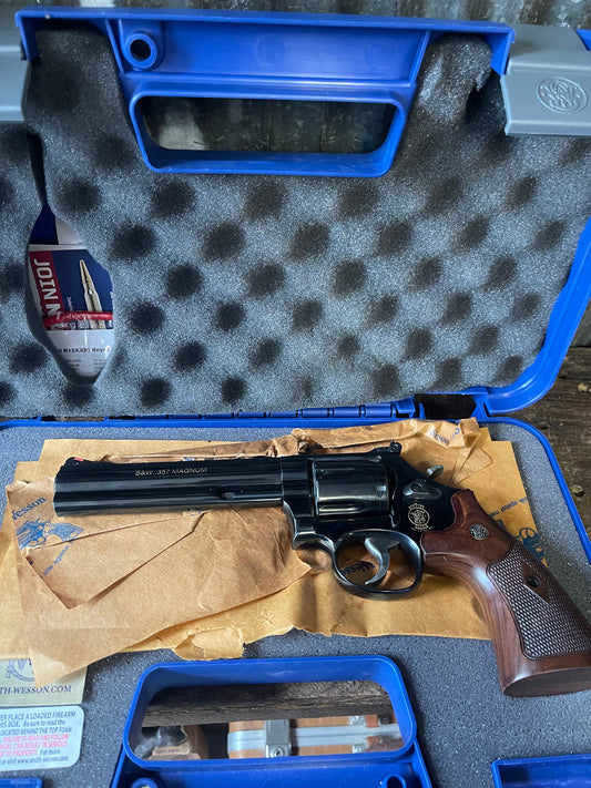 Smith & Wesson Model 586-8 .357 Magnum Revolver – 6” Barrel w/ Box