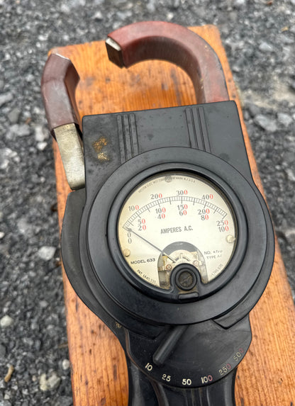 Vintage Weston Model 633 Prong Ammeter w/ Original Wood Case