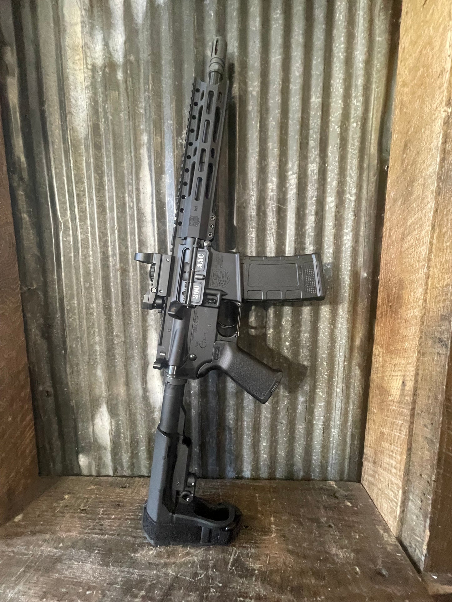 Diamondback DB15 AR Pistol – .300 AAC Blackout
