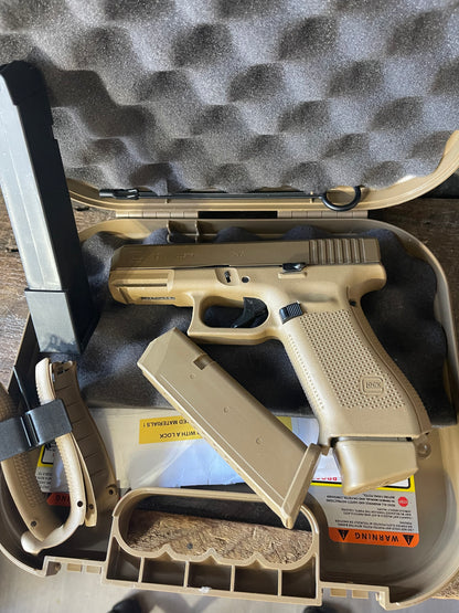 Glock 19X 9mm – Coyote Tan – Box, Backstraps & 3 Magazines