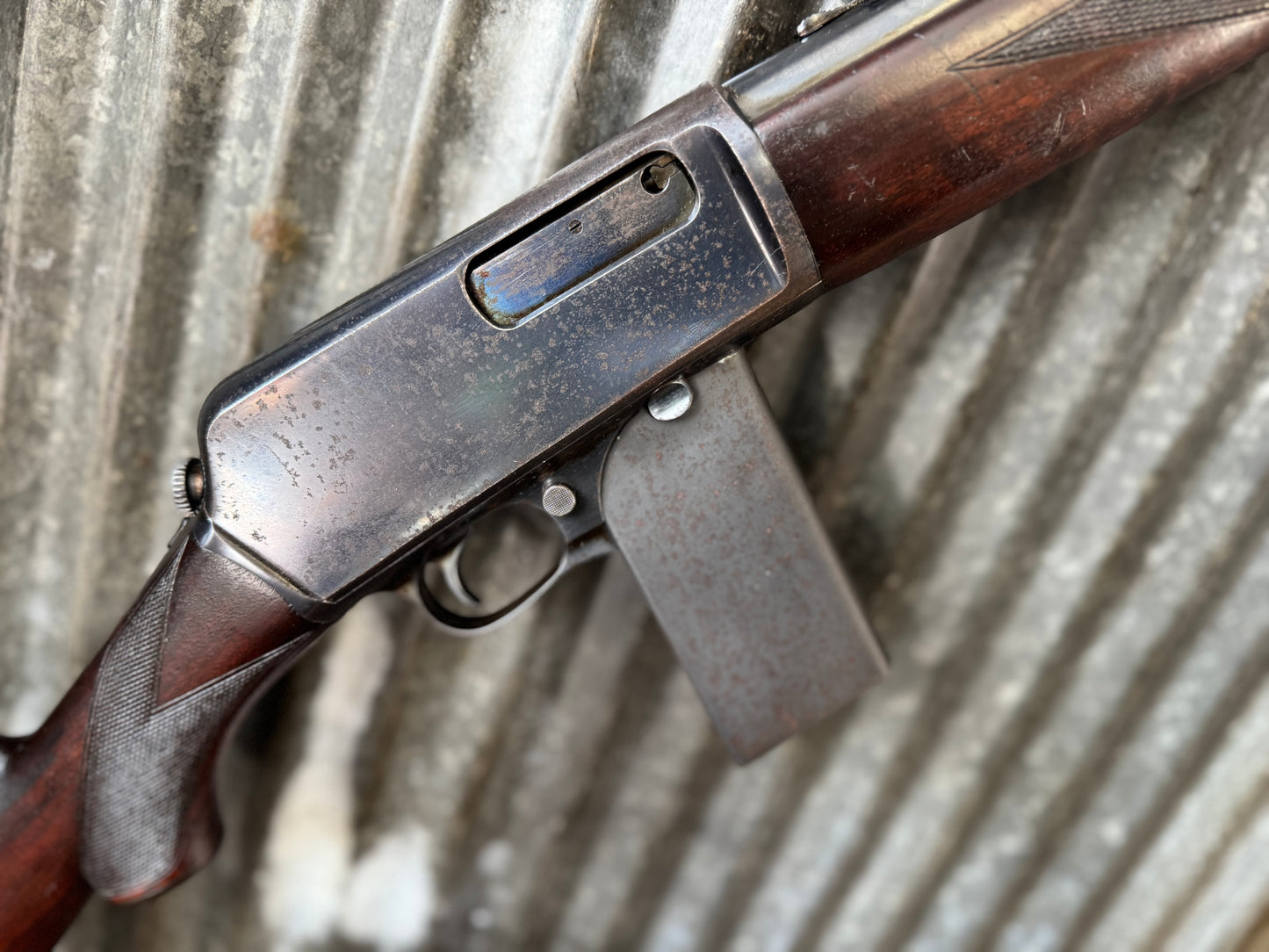 Winchester 1907 Deluxe .351