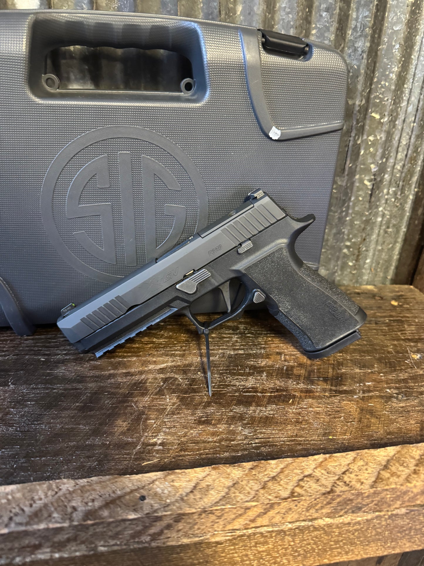 Sig Sauer P320 XTen 10mm