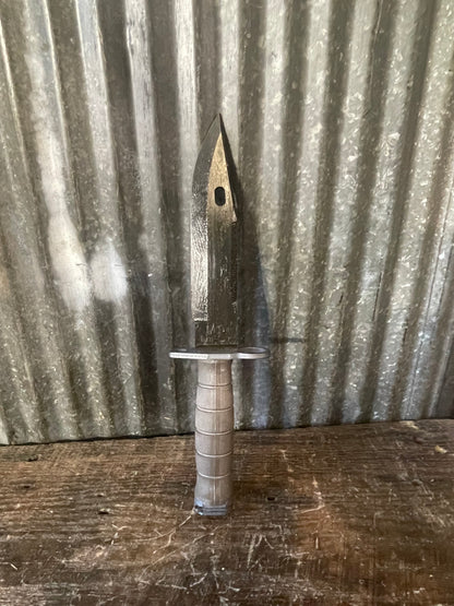 Lan-Cay M9 Bayonet & Scabbard – U.S. Military Issue – Factory Preservative Present