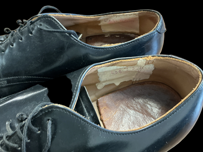 Vintage Dress Shoes with Keystone Stamp on Heel