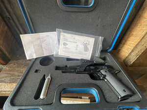 Colt Gold Cup .177 Cal CO₂ Target Air Pistol – Umarex – Red Dot & Case