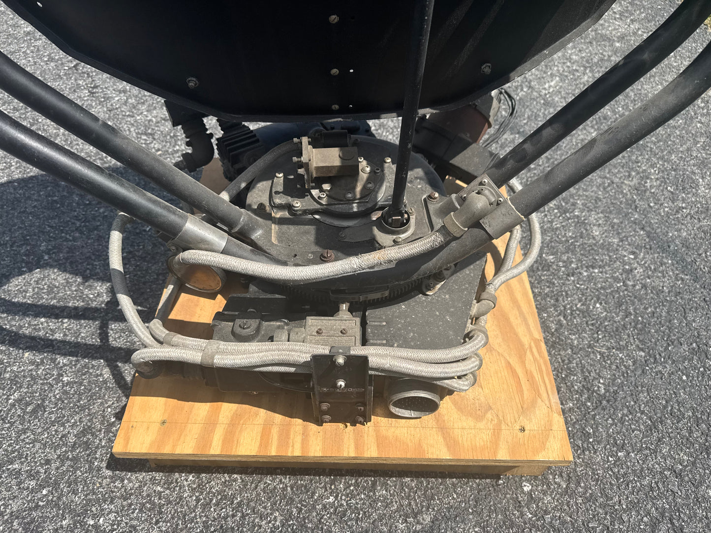 WWII U.S. military AS-54A/APQ-13 radar dish antenna