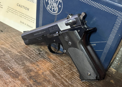 Smith & Wesson 59-Excellent in Original Box