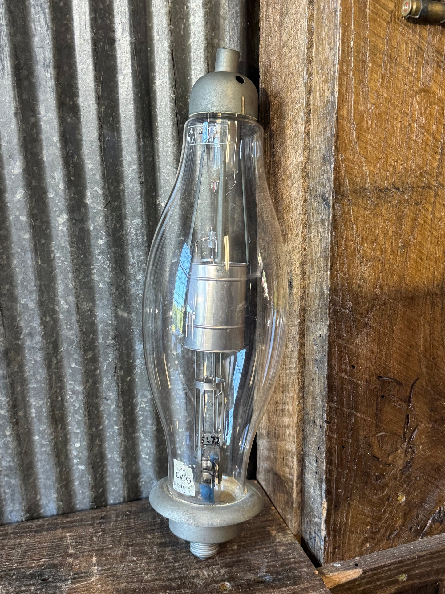 CV9 High-Power Transmitting Vacuum Tube