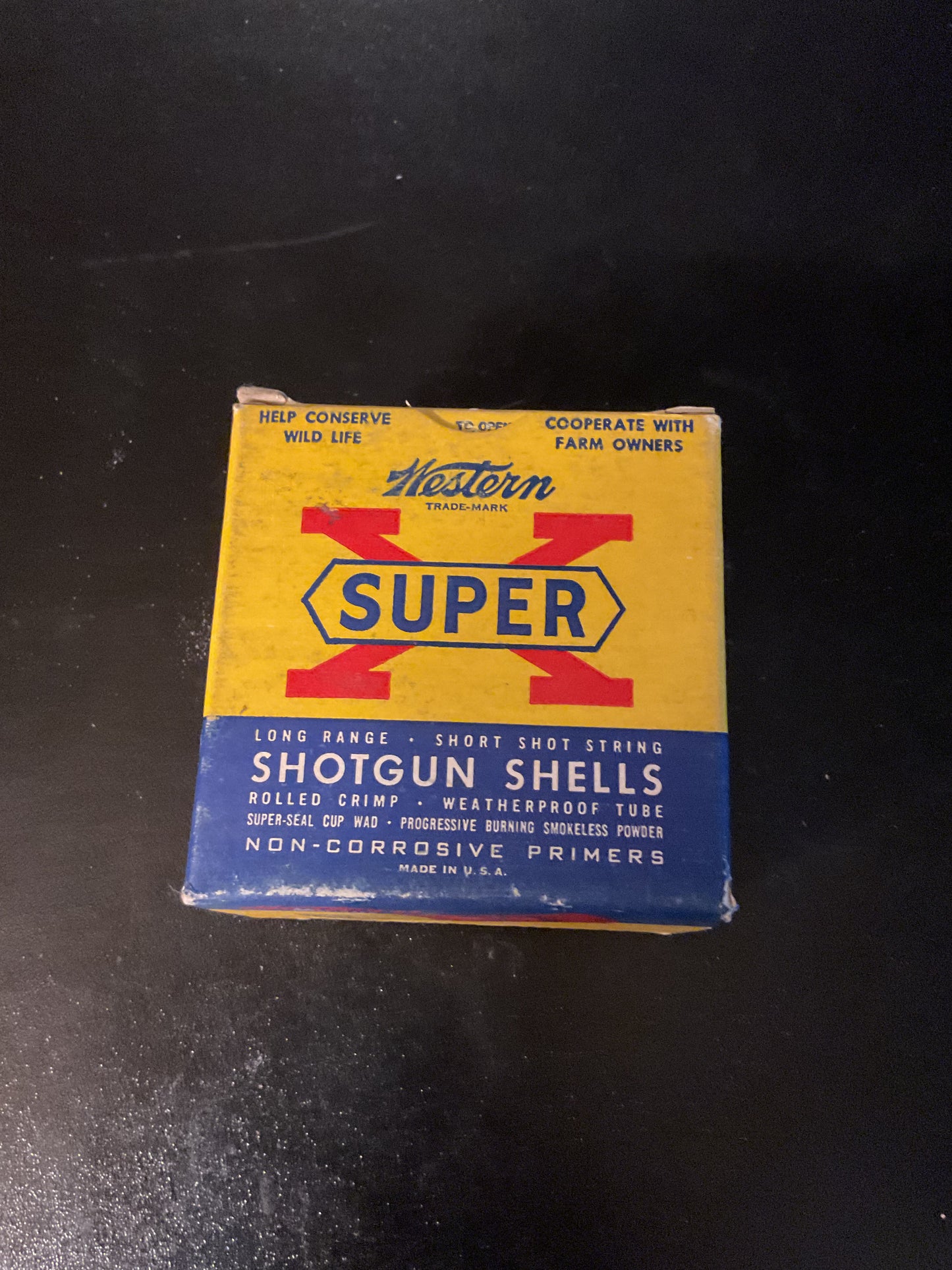 Vintage Western Super-X 16 Gauge Shotgun Shells — Full Box of 25