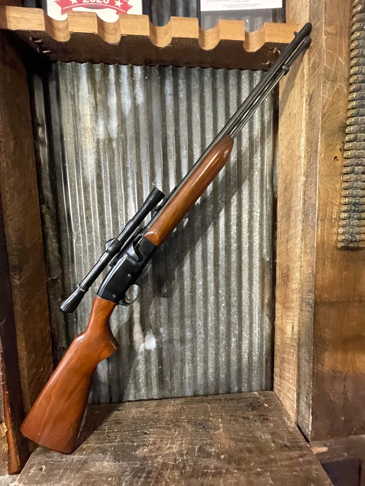 Remington Model 552 Speedmaster .22 S/L/LR Semi-Automatic Tube-Fed Rifle with Weaver Scope