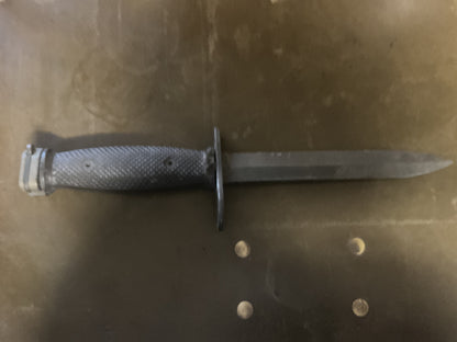 U.S. M7 bayonet (M16/M4 Type)