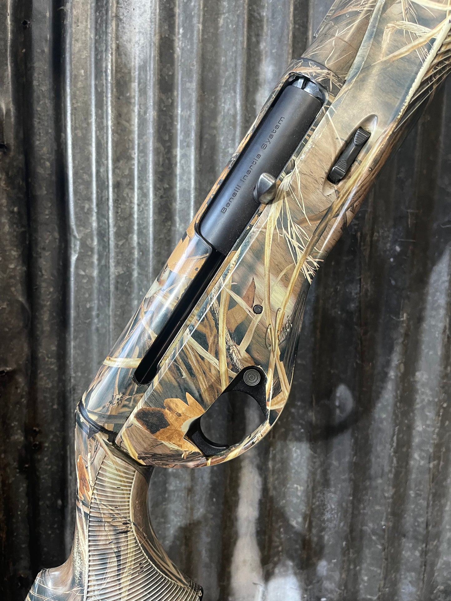 Benelli Vinci 12 Gauge 28” Camo Semi-Automatic Shotgun
