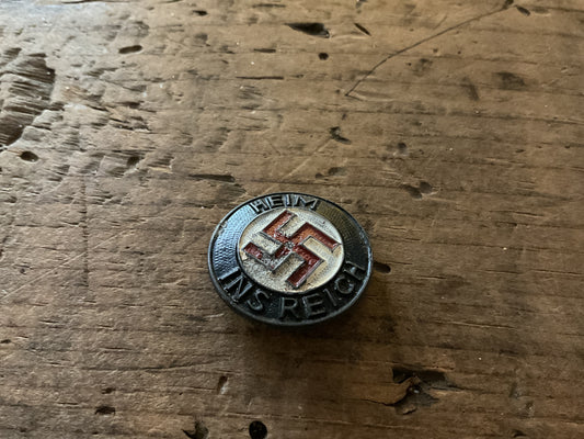 Original German “Heim Ins Reich” Enamel Lapel Badge