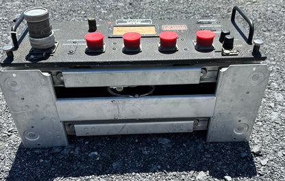 WWII-era U.S. Navy aircraft radar/radio unit marked RT-7/APN-1