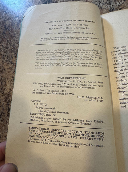 WWII U.S. Army Radio Servicing Manual – EM 962 – 1944